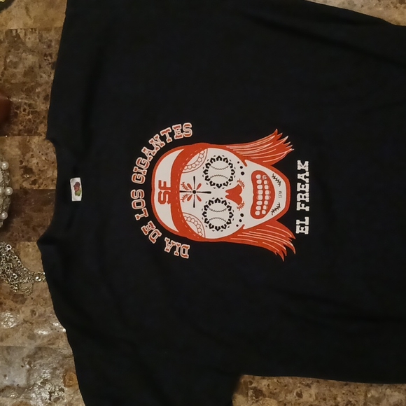 San Francisco Giant shirt - Picture 4 of 4